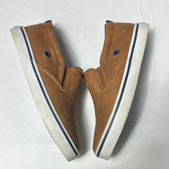 Nautica Brown Slip-On Kids Shoes with Elastic Panels - Picture 4 of 7